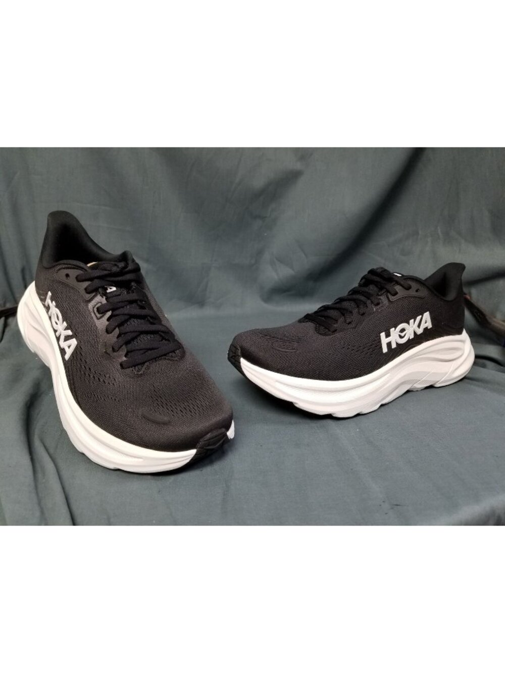 Hoka One One Clifton 11 Black/White Sneakers Mesh Women's Size 8.5 NEW NO BOX!